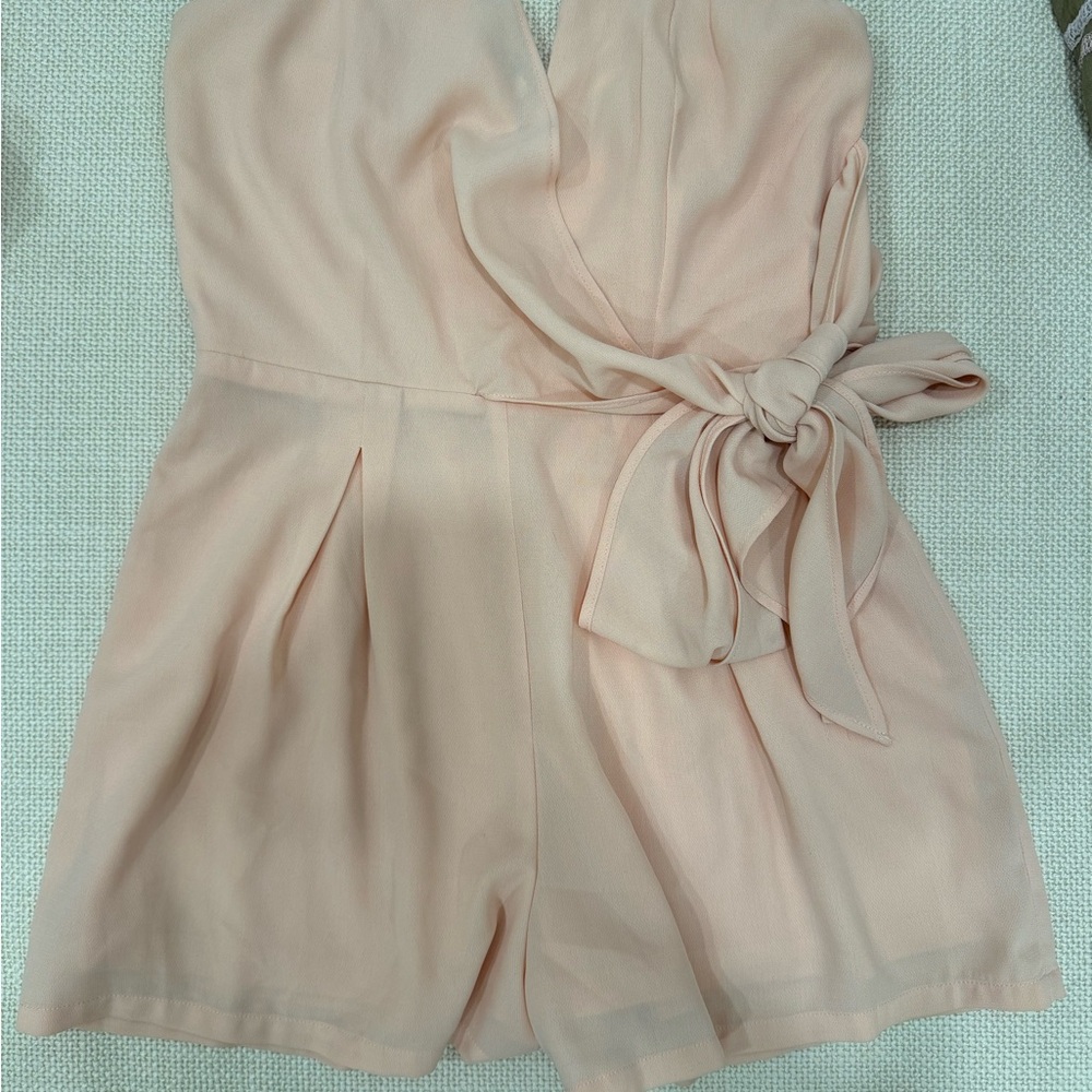NWOT Akira Light Pink Romper with Bow Detail